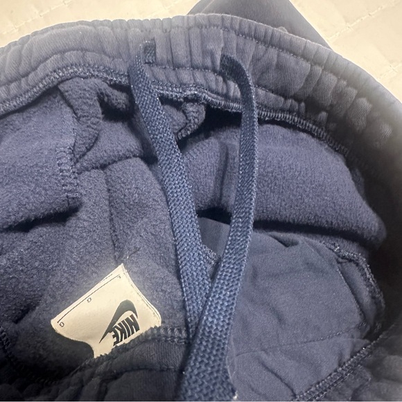 Nike Club Fleece Joggers Sportswear Sweat Pants Navy Blue White Logo Mens Large - Picture 10 of 10